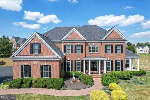 8601 Augusta Farm Ln, Gaithersburg, MD 20882