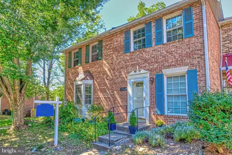 13549 Deerwater Dr #7-B, Germantown, MD 20874