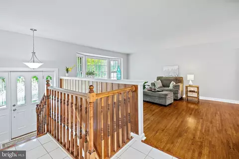 604 Kenbrook Dr, Silver Spring, MD 20902 photo 39