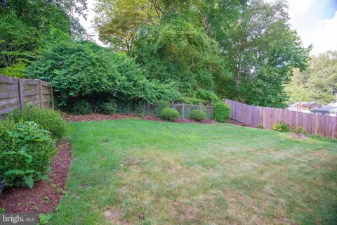 604 Kenbrook Dr, Silver Spring, MD 20902 photo 61