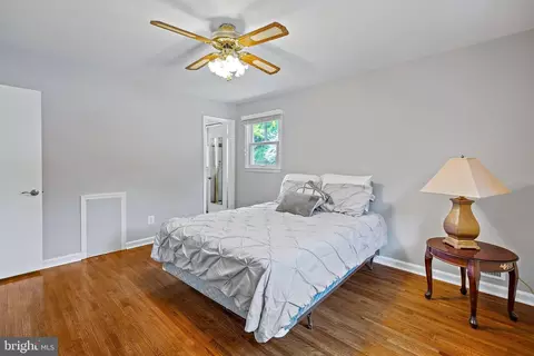 604 Kenbrook Dr, Silver Spring, MD 20902 photo 25