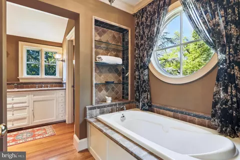 1310 Noyes Dr, Silver Spring, MD 20910 photo 52