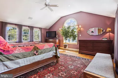 1310 Noyes Dr, Silver Spring, MD 20910 photo 46