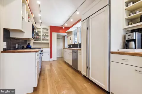 1310 Noyes Dr, Silver Spring, MD 20910 photo 37