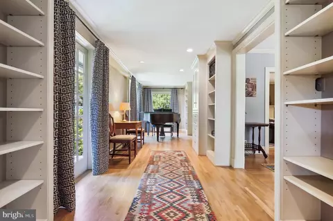 1310 Noyes Dr, Silver Spring, MD 20910 photo 11