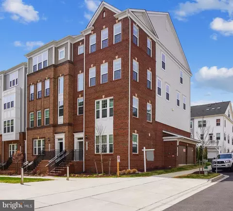 13020 Martz St #L, Clarksburg, MD 20871