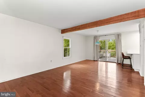 10104 Stoneybrook Dr, Silver Spring, MD 20910 photo 10