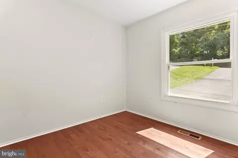 10104 Stoneybrook Dr, Silver Spring, MD 20910 photo 13