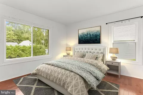 10104 Stoneybrook Dr, Silver Spring, MD 20910 photo 4