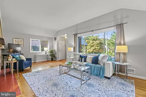 9505 Saginaw St, Silver Spring, MD 20901 photo 4