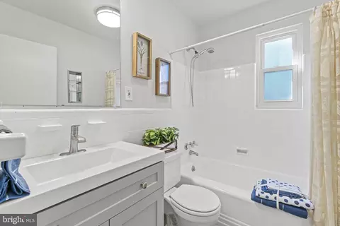 9505 Saginaw St, Silver Spring, MD 20901 photo 18