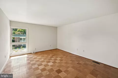 3370 Chiswick Ct #54-D, Silver Spring, MD 20906 photo 16