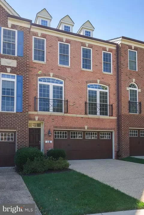 16 Middlebury Ct, Gaithersburg, MD 20878