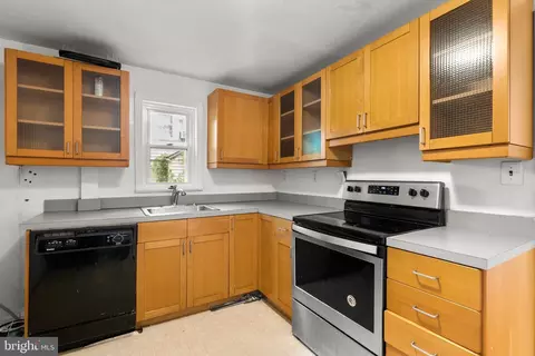 9910 Gardiner Ave, Silver Spring, MD 20902 photo 17