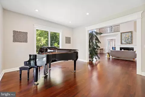 8810 Brickyard Rd, Potomac, MD 20854 photo 24