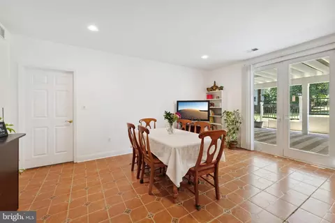 8810 Brickyard Rd, Potomac, MD 20854 photo 112