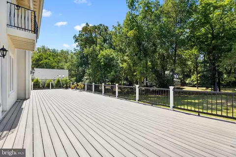 8810 Brickyard Rd, Potomac, MD 20854 photo 39