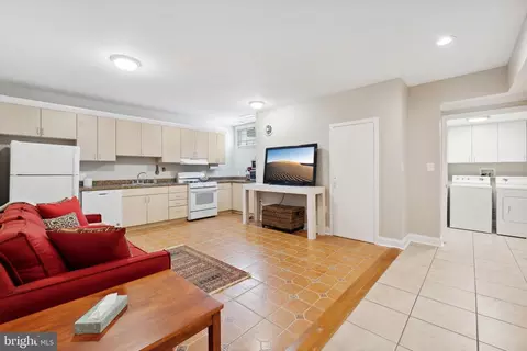 8810 Brickyard Rd, Potomac, MD 20854 photo 118