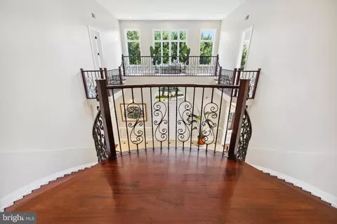 8810 Brickyard Rd, Potomac, MD 20854 photo 46