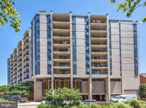 4242 E West Hwy #608, Chevy Chase, MD 20815