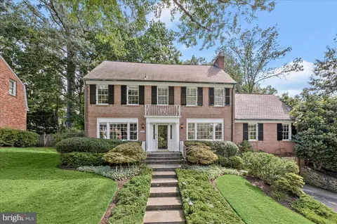 4803 Scarsdale Rd, Bethesda, MD 20816