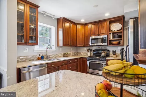 2608 Arvin St, Silver Spring, MD 20902 photo 8