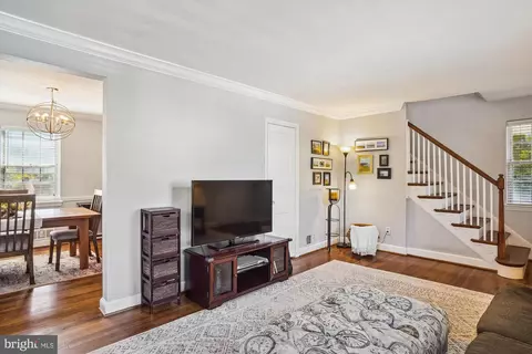 2608 Arvin St, Silver Spring, MD 20902 photo 3