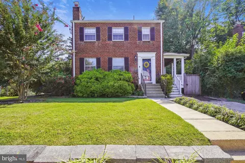 2608 Arvin St, Silver Spring, MD 20902 photo 2
