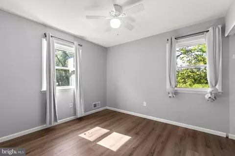 15105 Centergate Dr, Silver Spring, MD 20905 photo 39
