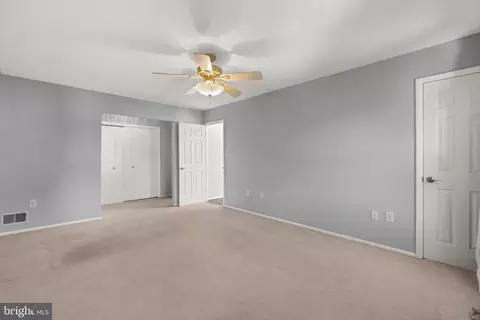 15105 Centergate Dr, Silver Spring, MD 20905 photo 32