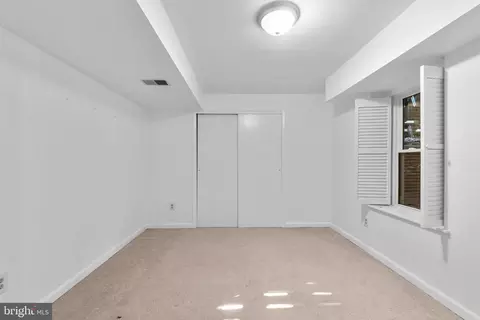 15105 Centergate Dr, Silver Spring, MD 20905 photo 46