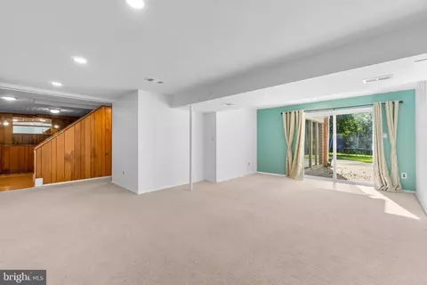 15105 Centergate Dr, Silver Spring, MD 20905 photo 44