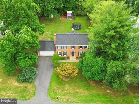 15105 Centergate Dr, Silver Spring, MD 20905