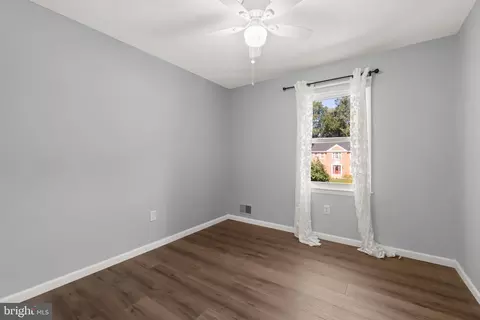 15105 Centergate Dr, Silver Spring, MD 20905 photo 35