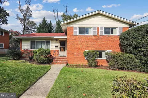 815 Malta Ln, Silver Spring, MD 20901