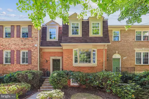 7234 Taveshire Way, Bethesda, MD 20817