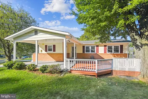 14012 Bardot St, Rockville, MD 20853