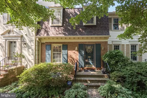 10918 Wickshire Way #D-4, Rockville, MD 20852
