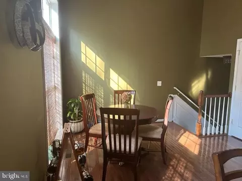 1637 Treetop View Ter, Silver Spring, MD 20904 photo 12