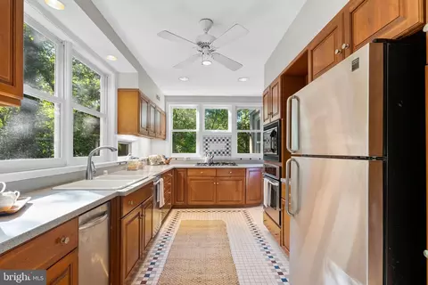 1118 Dale Dr, Silver Spring, MD 20910 photo 19