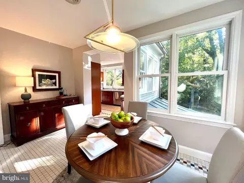 1118 Dale Dr, Silver Spring, MD 20910 photo 11