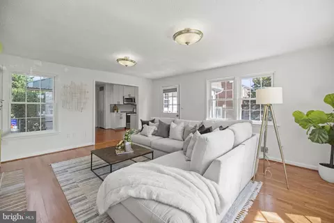 2410 Homestead Dr, Silver Spring, MD 20902 photo 15