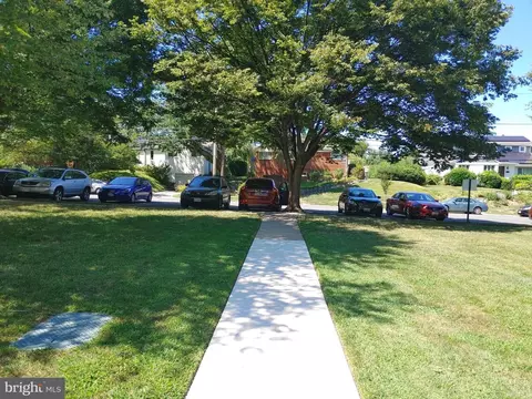 Exterior - 2410 Colston Dr #C-101, Silver Spring, MD 20910 photo 2 of 9