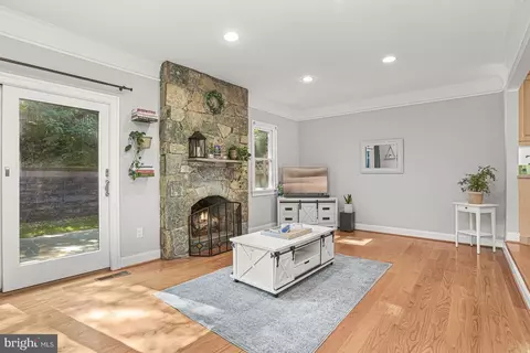 10871 Lockwood Dr, Silver Spring, MD 20901 photo 15