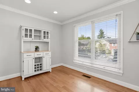 10871 Lockwood Dr, Silver Spring, MD 20901 photo 7