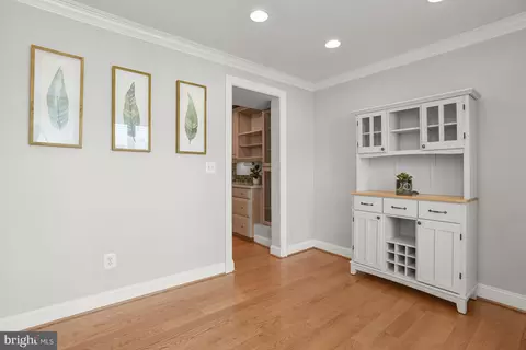 10871 Lockwood Dr, Silver Spring, MD 20901 photo 8