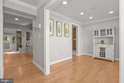 10871 Lockwood Dr, Silver Spring, MD 20901 photo 9