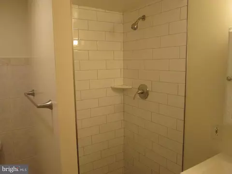 15 Valleyfield Ct, Silver Spring, MD 20906 photo 20