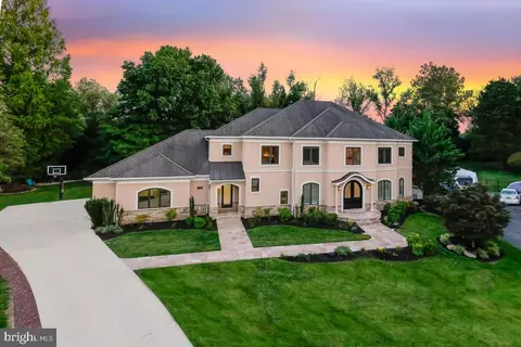11800 Greenleaf Ave, Potomac, MD 20854
