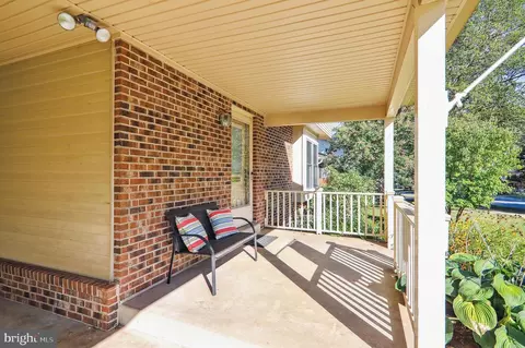 10902 Breewood Rd, Silver Spring, MD 20901 photo 4